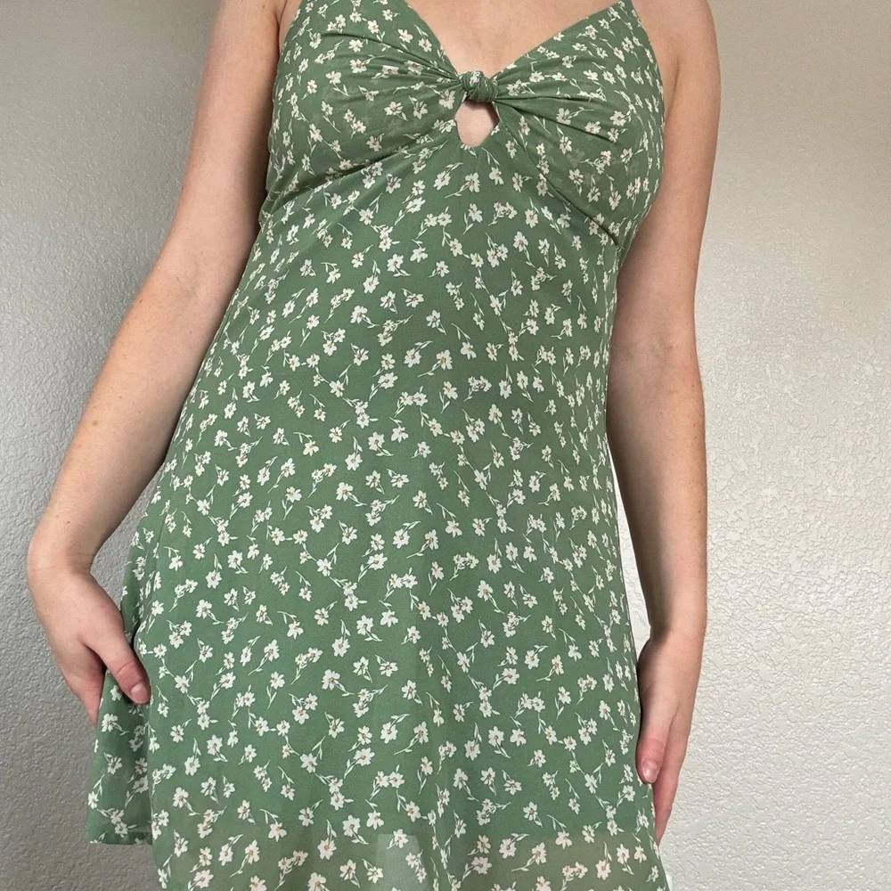 PacSun Green Sleeveless Sundress Mini - Picture 2 of 7